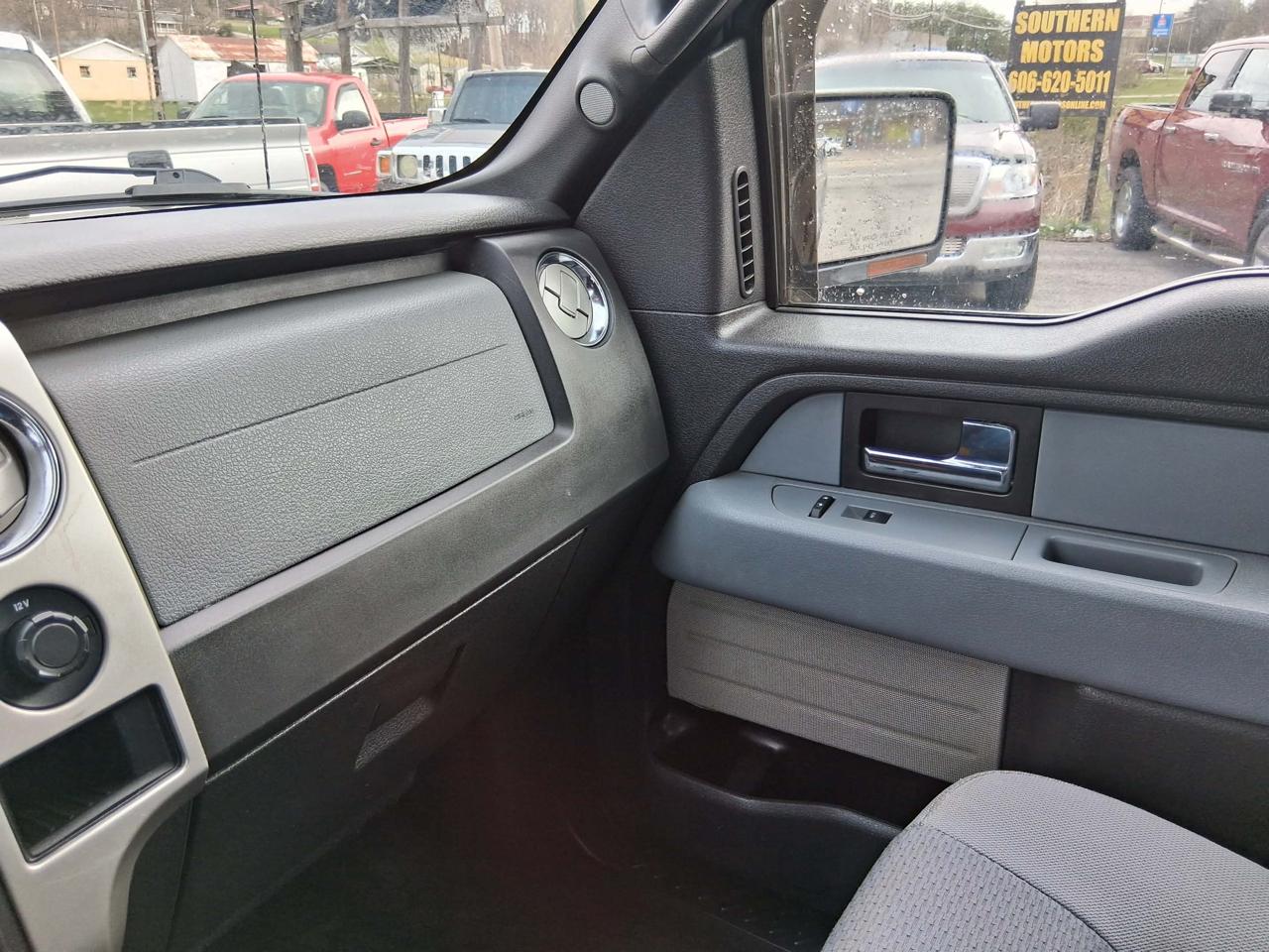 Ford F-150 4WD SuperCab 145" XLT 2013