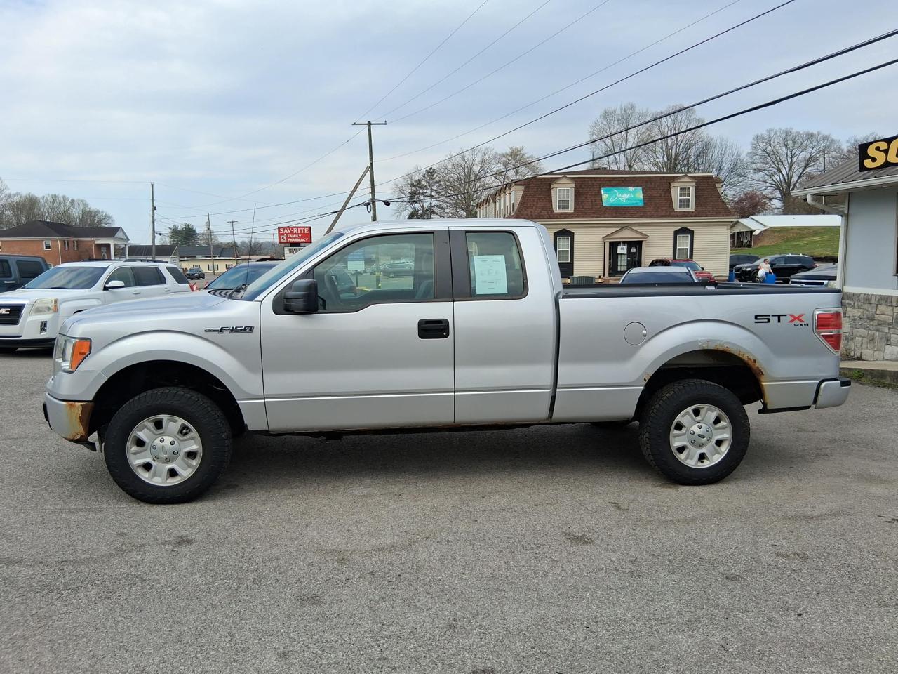 Ford F-150 STX SuperCab 6.5-ft. Bed 4WD 2013