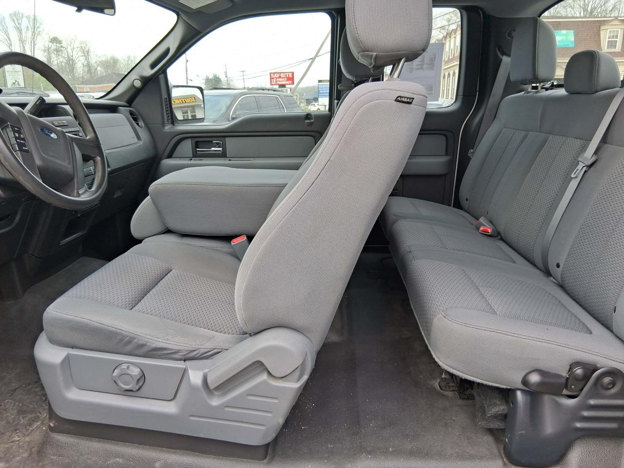 Ford F-150 STX SuperCab 6.5-ft. Bed 4WD 2013