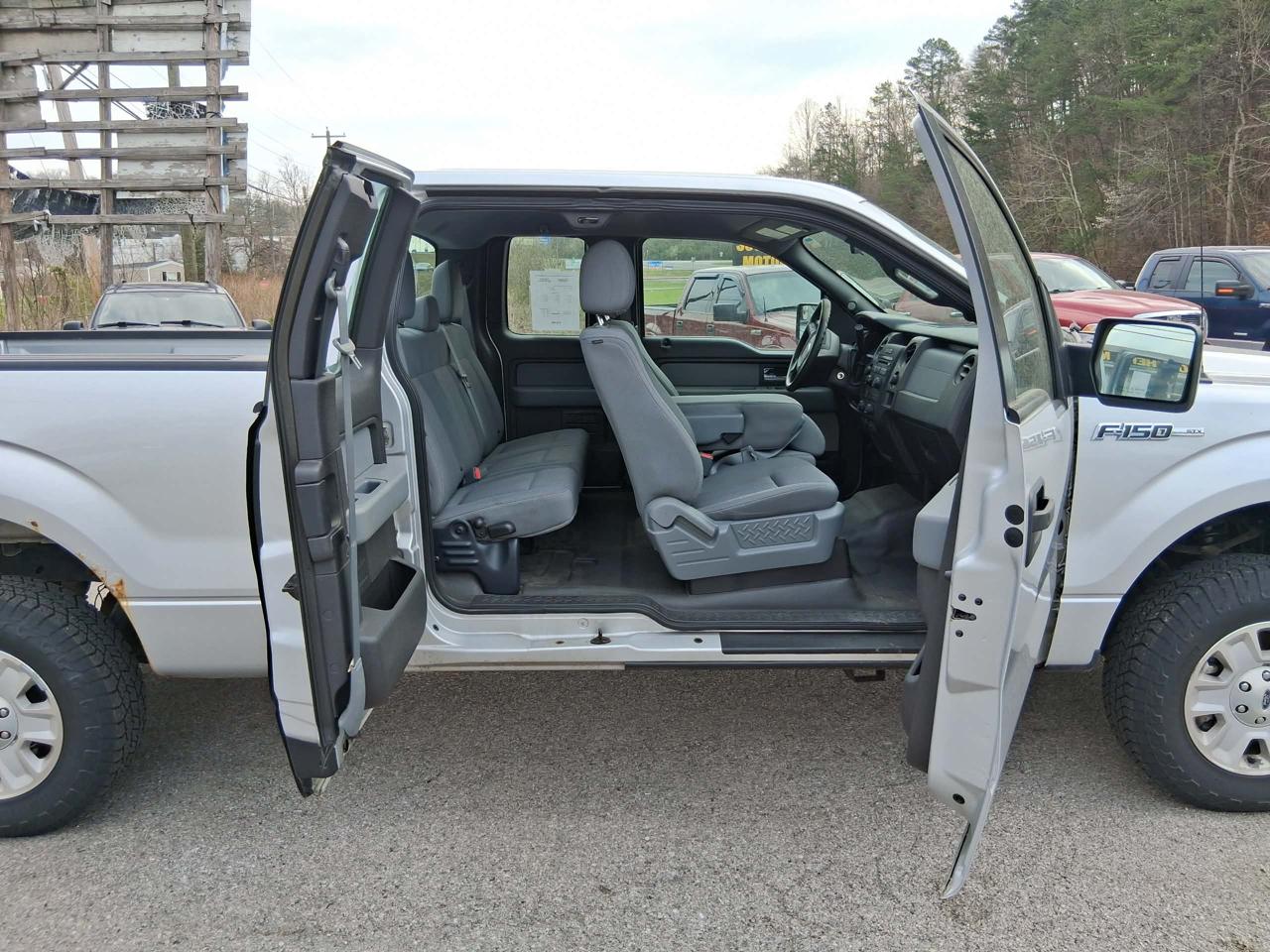 Ford F-150 STX SuperCab 6.5-ft. Bed 4WD 2013