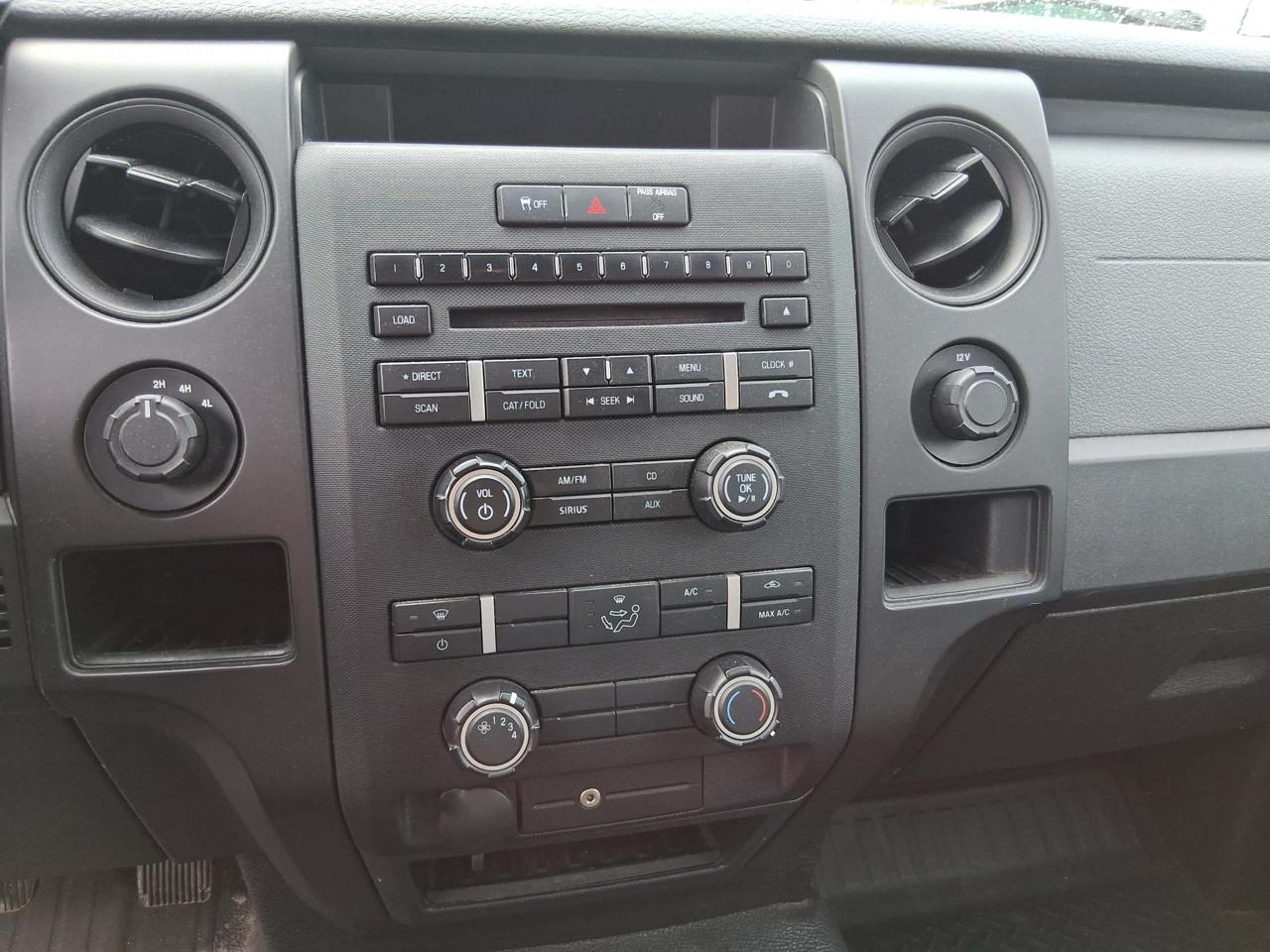 Ford F-150 STX SuperCab 6.5-ft. Bed 4WD 2013