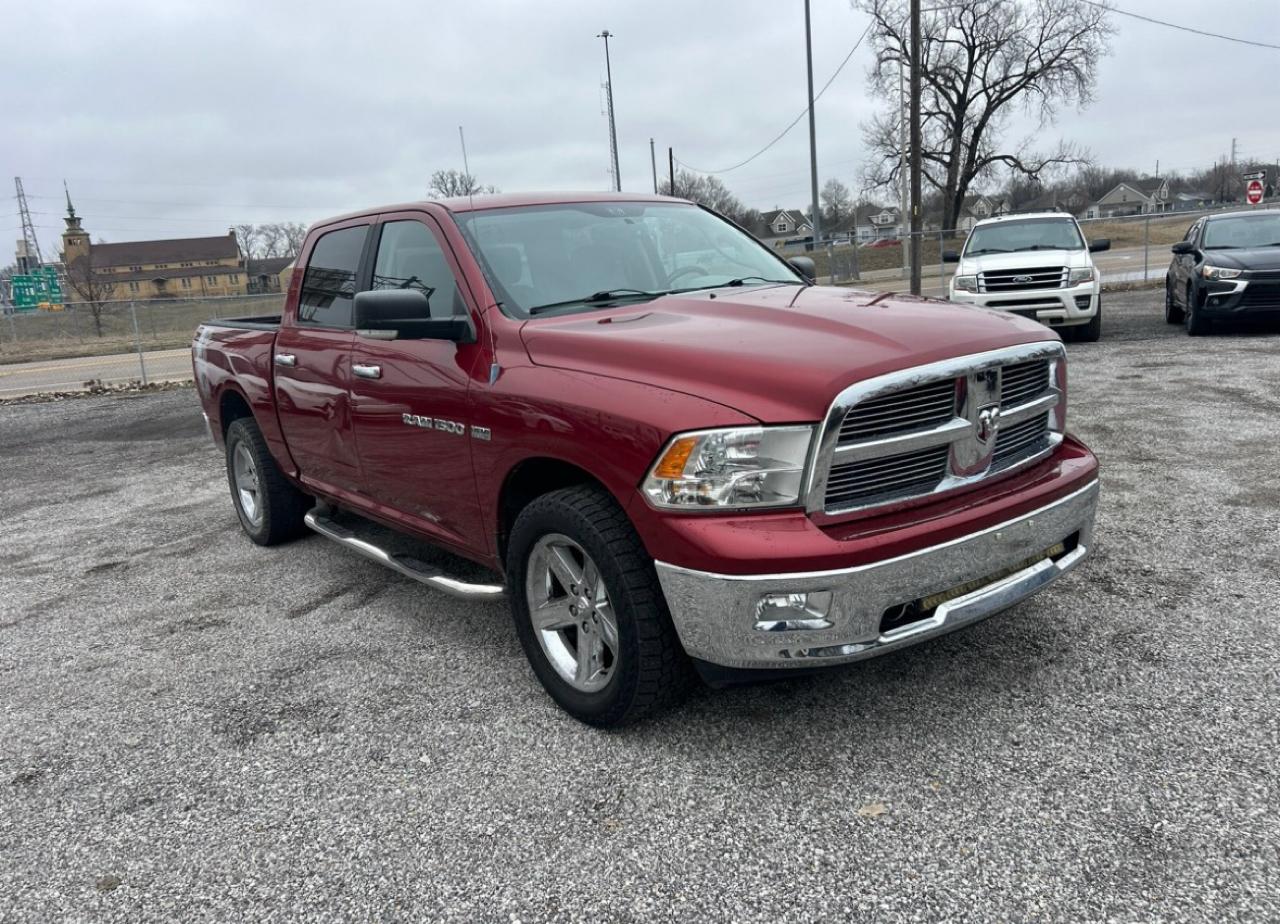 RAM 1500 4WD Crew Cab 140.5" Big Horn 2012