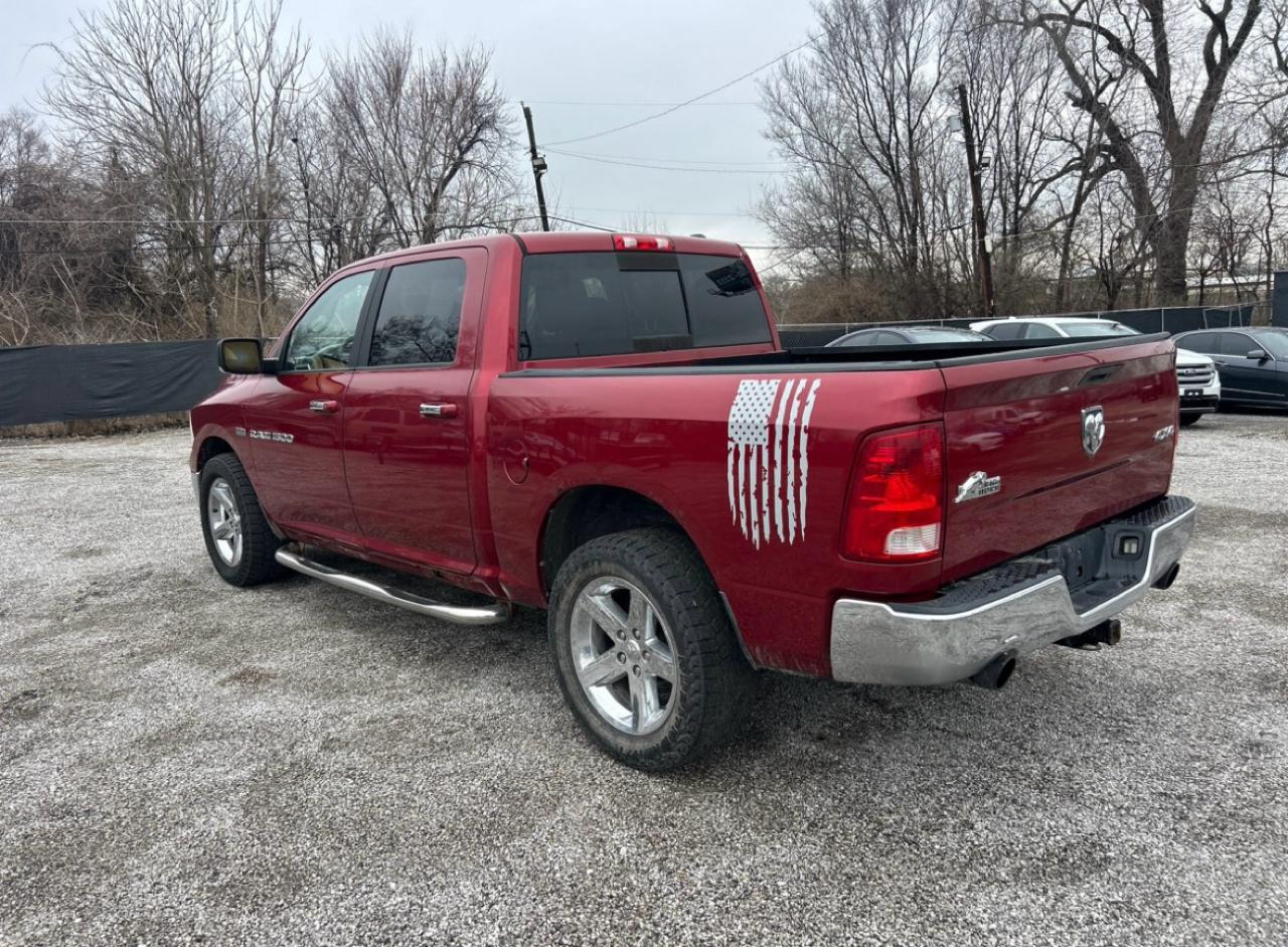 RAM 1500 4WD Crew Cab 140.5" Big Horn 2012