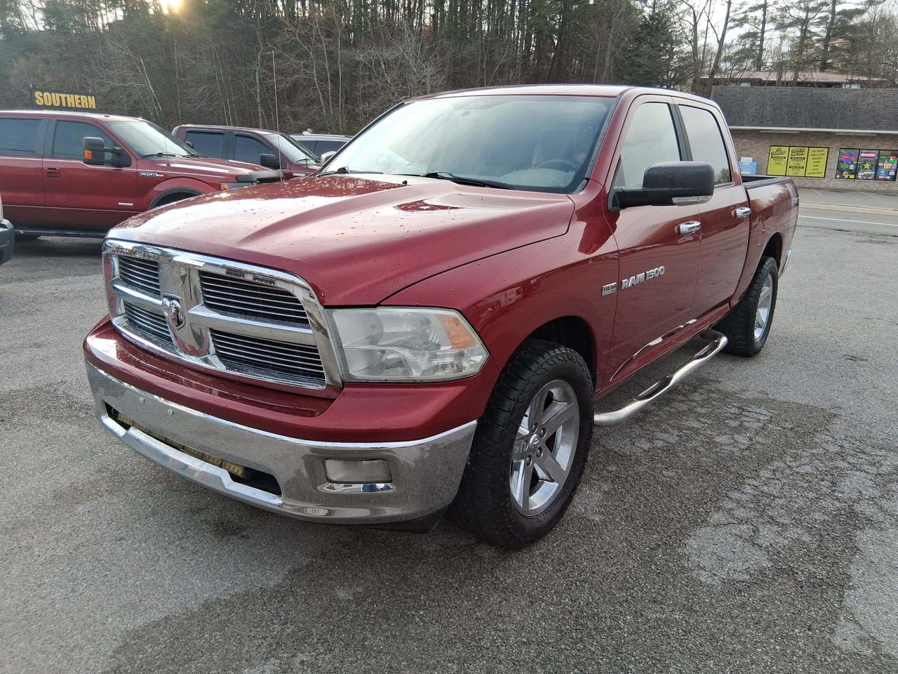 RAM 1500 4WD Crew Cab 140.5" Big Horn 2012