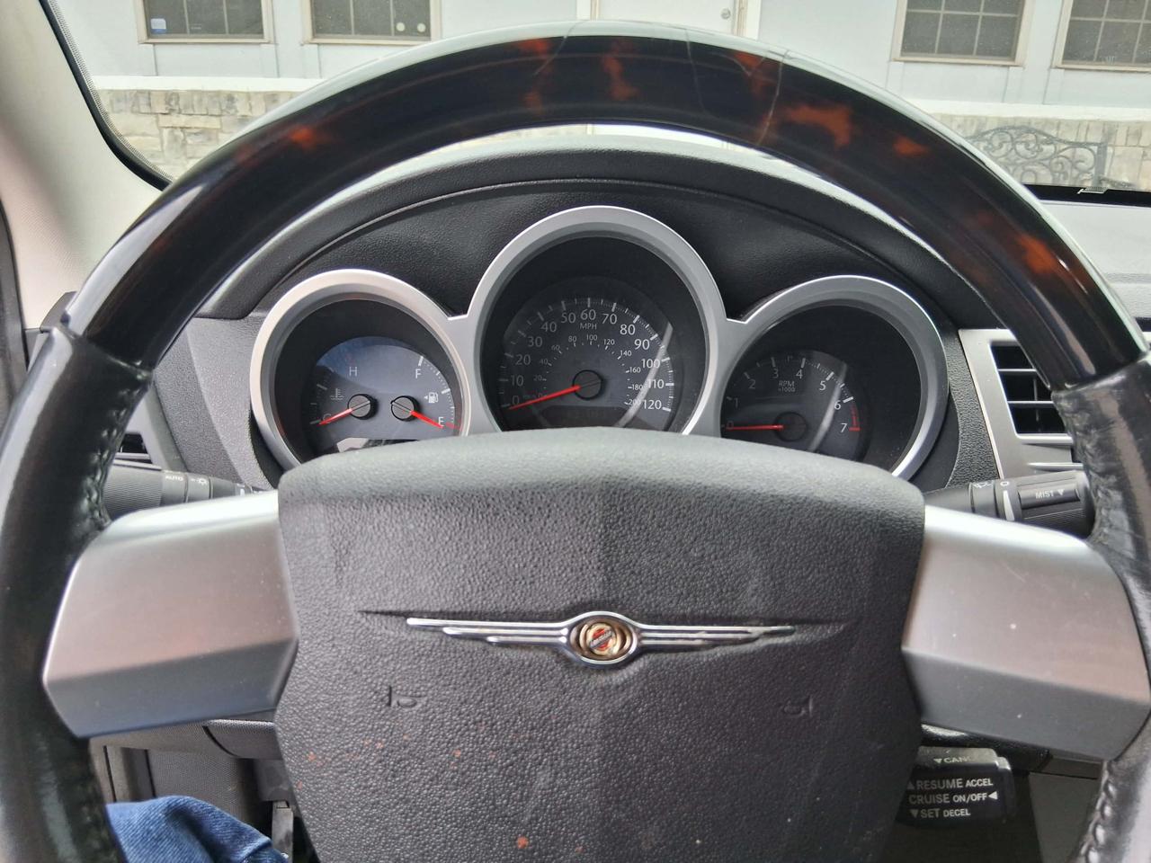 Chrysler Sebring Sedan Limited 2010