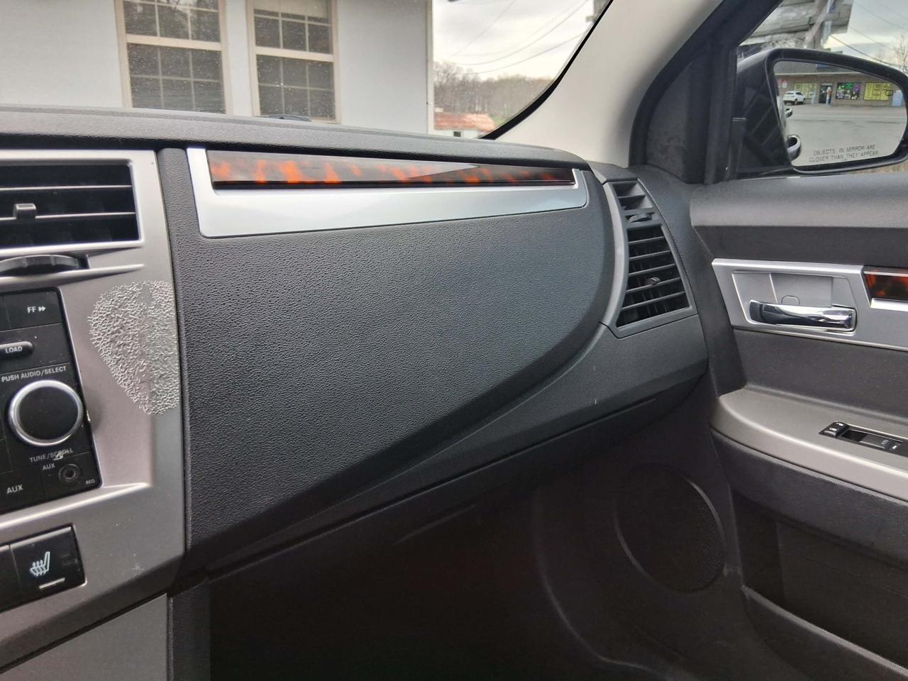 Chrysler Sebring Sedan Limited 2010