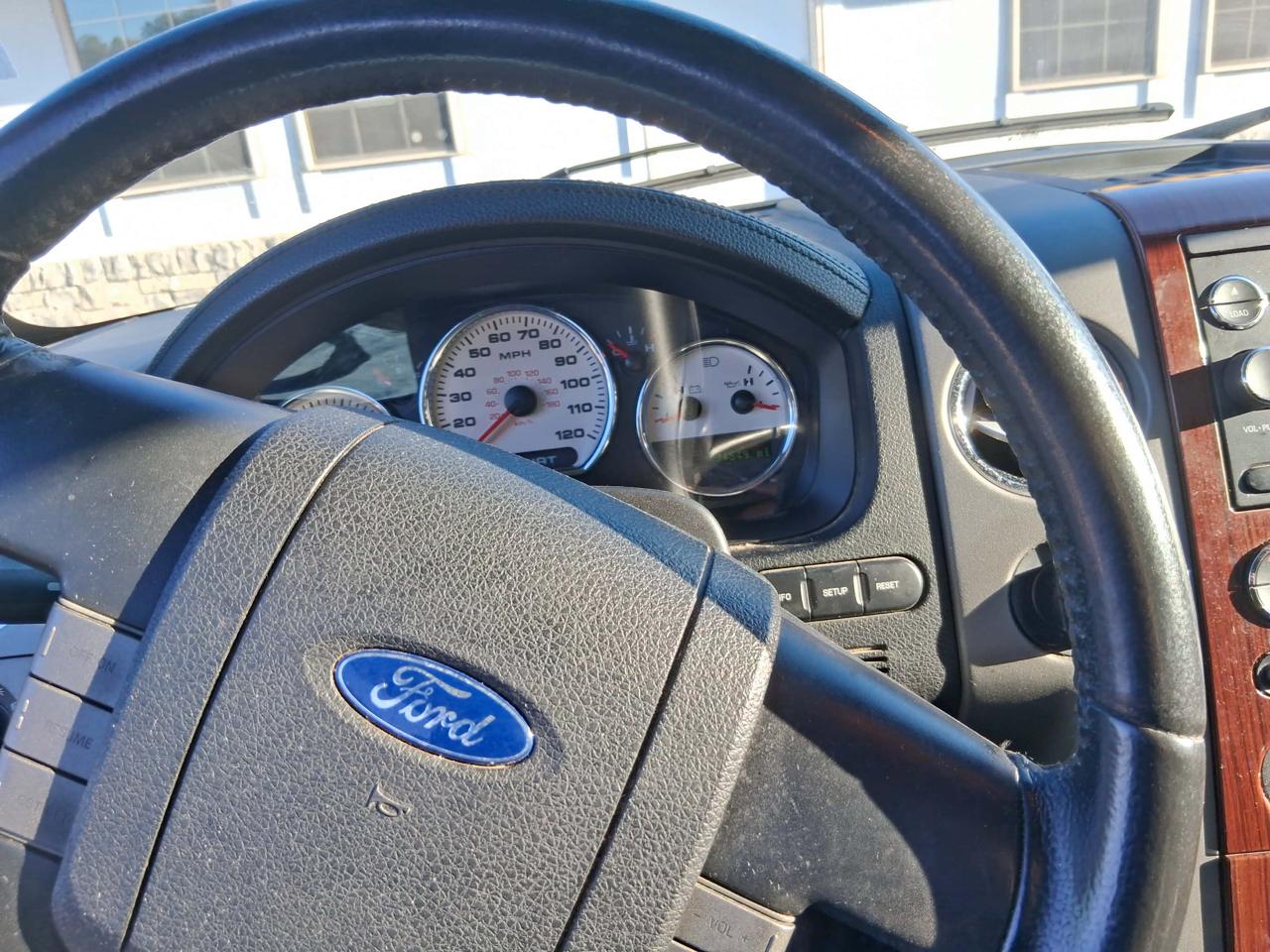 Ford F-150 4WD SuperCab 145" Lariat 2008