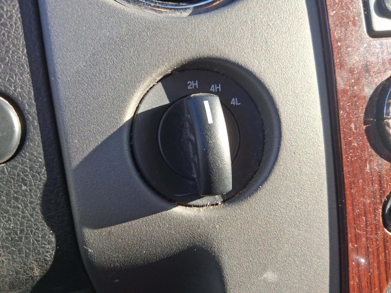 Ford F-150 4WD SuperCab 145" Lariat 2008