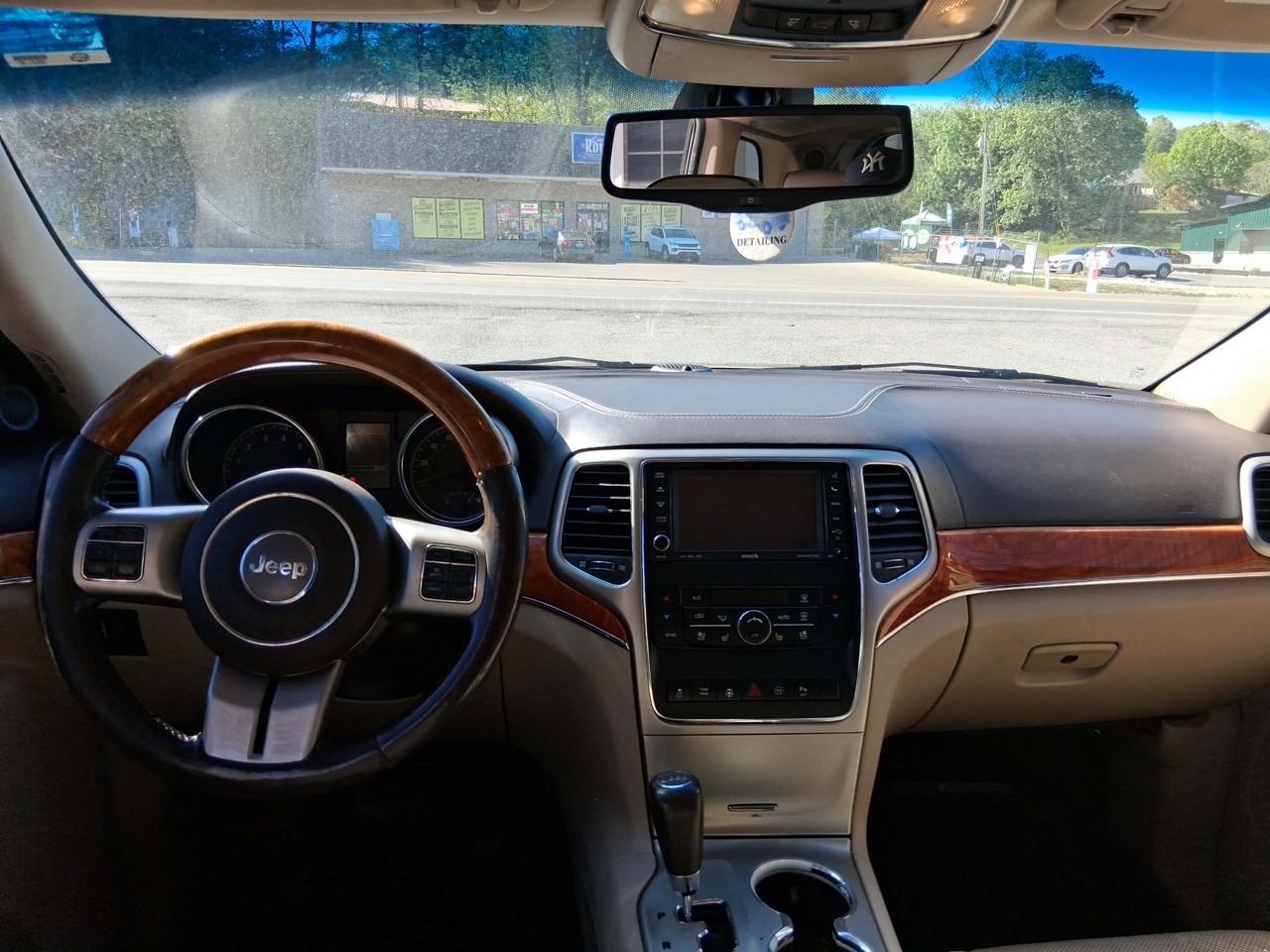 Jeep Grand Cherokee Overland 4WD 2012