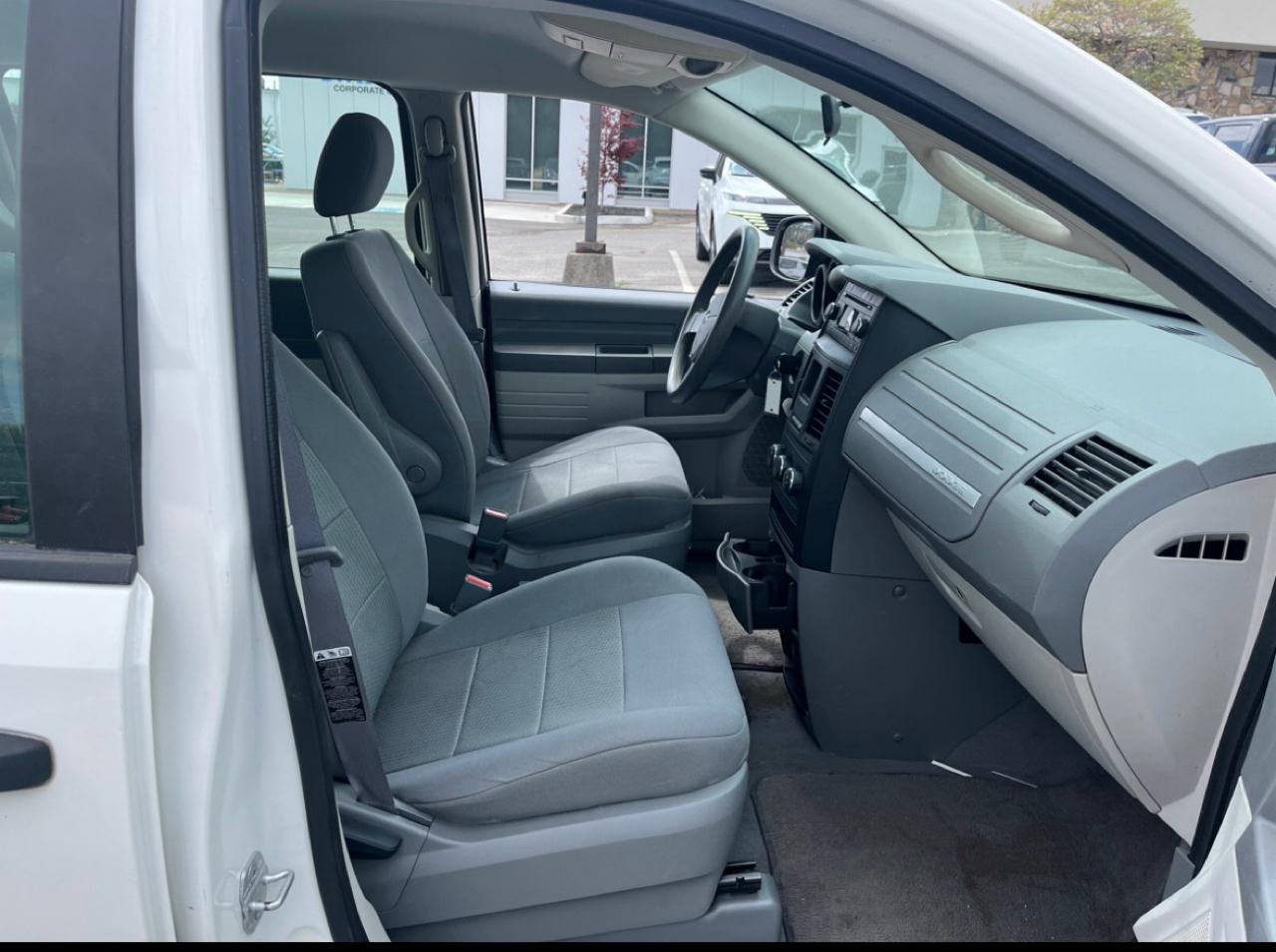 Dodge Grand Caravan SE 2008