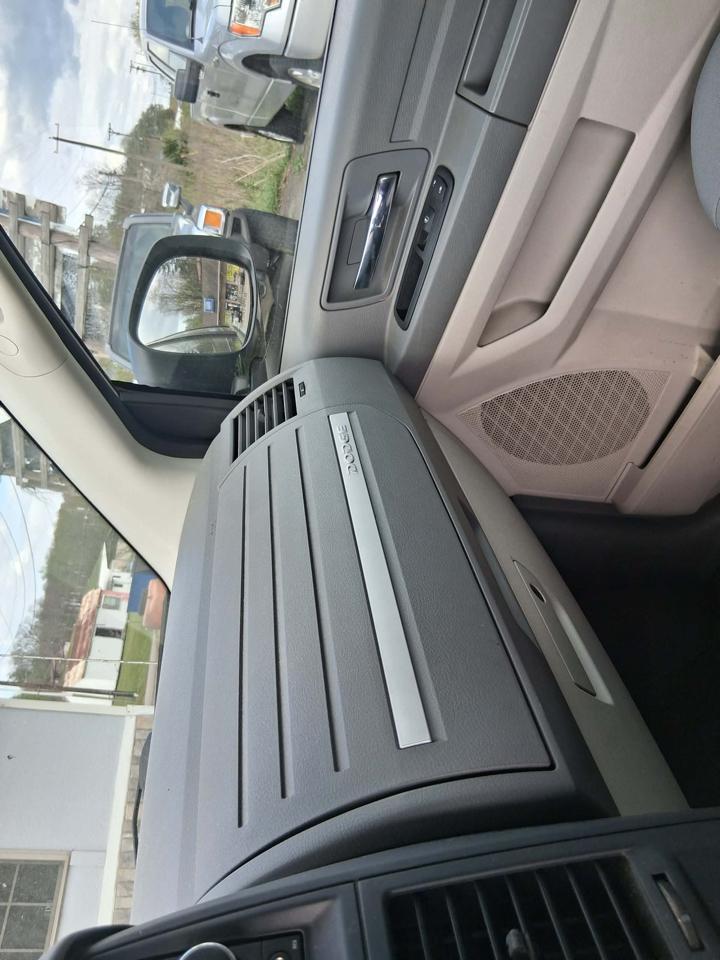 Dodge Grand Caravan SE 2008