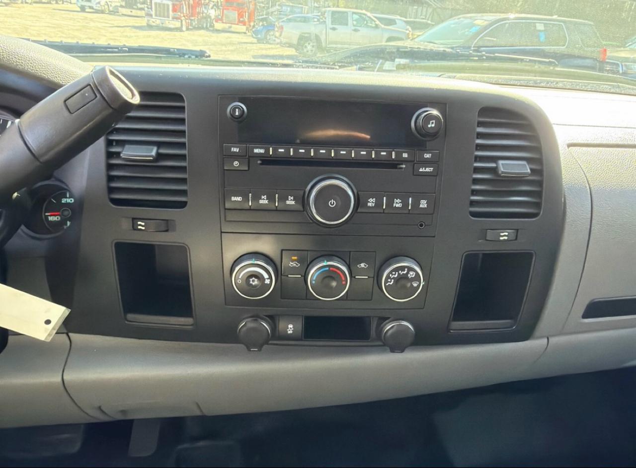 Chevrolet Silverado 1500 Work Truck Long Box 4WD 2012