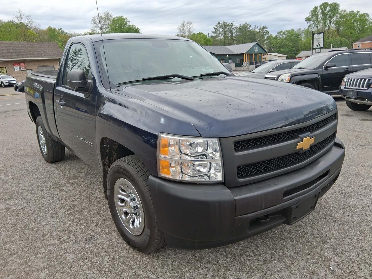 Chevrolet Silverado 1500 Work Truck Long Box 4WD 2012