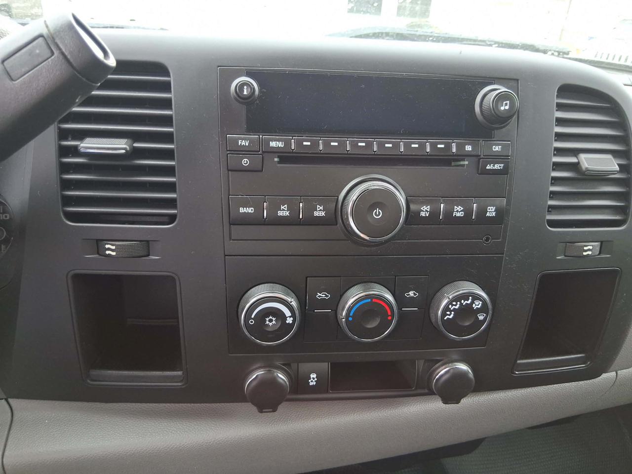 Chevrolet Silverado 1500 Work Truck Long Box 4WD 2012