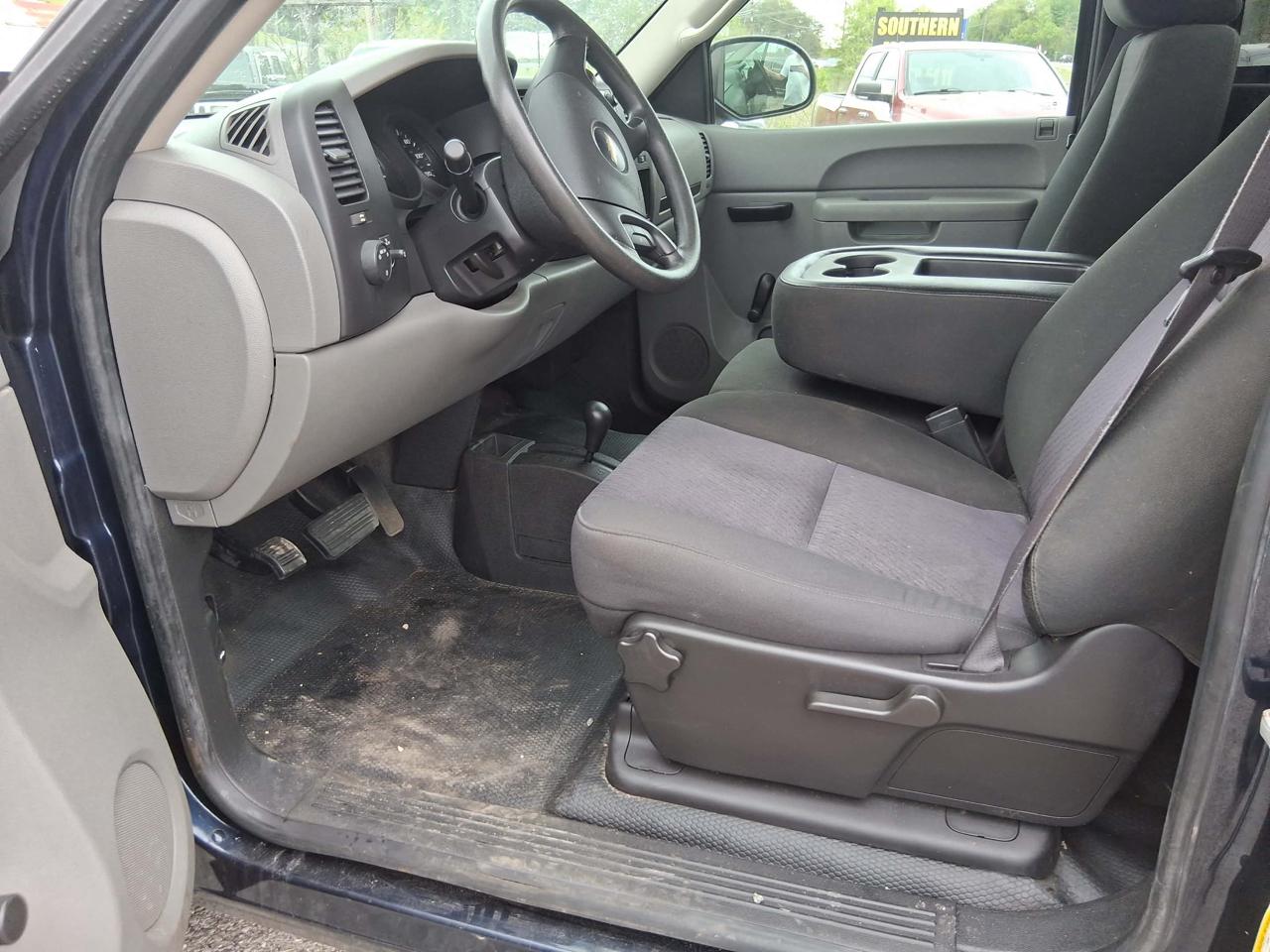 Chevrolet Silverado 1500 Work Truck Long Box 4WD 2012