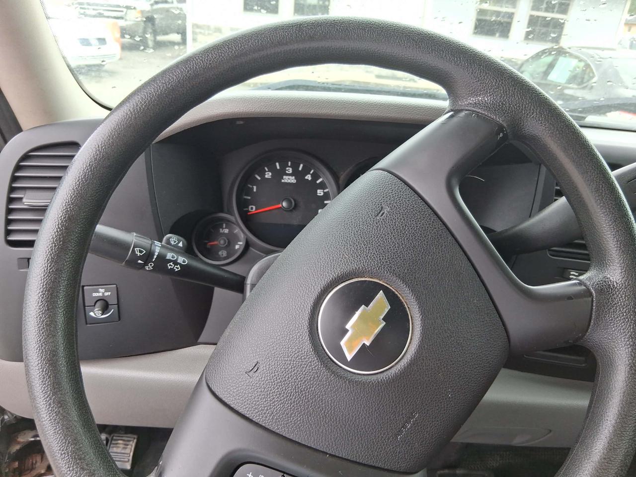 Chevrolet Silverado 1500 Work Truck Long Box 4WD 2012