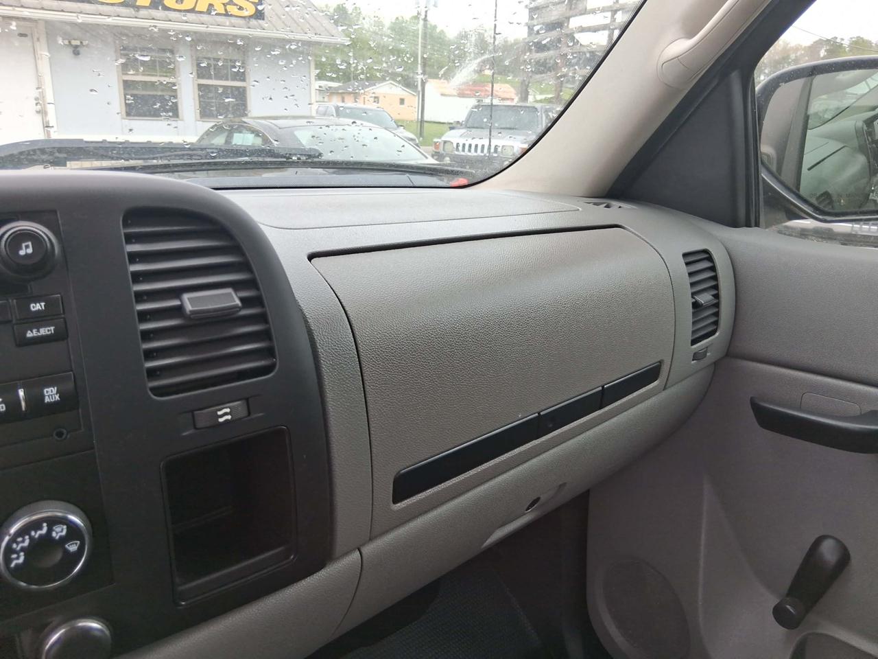 Chevrolet Silverado 1500 Work Truck Long Box 4WD 2012