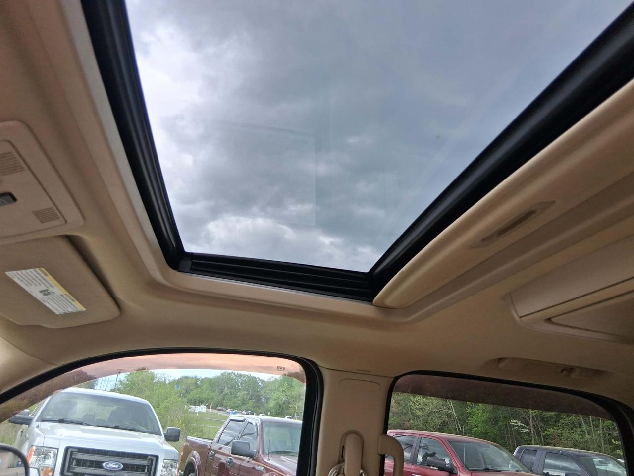 Chevrolet Tahoe 4WD 4dr 1500 LTZ 2013