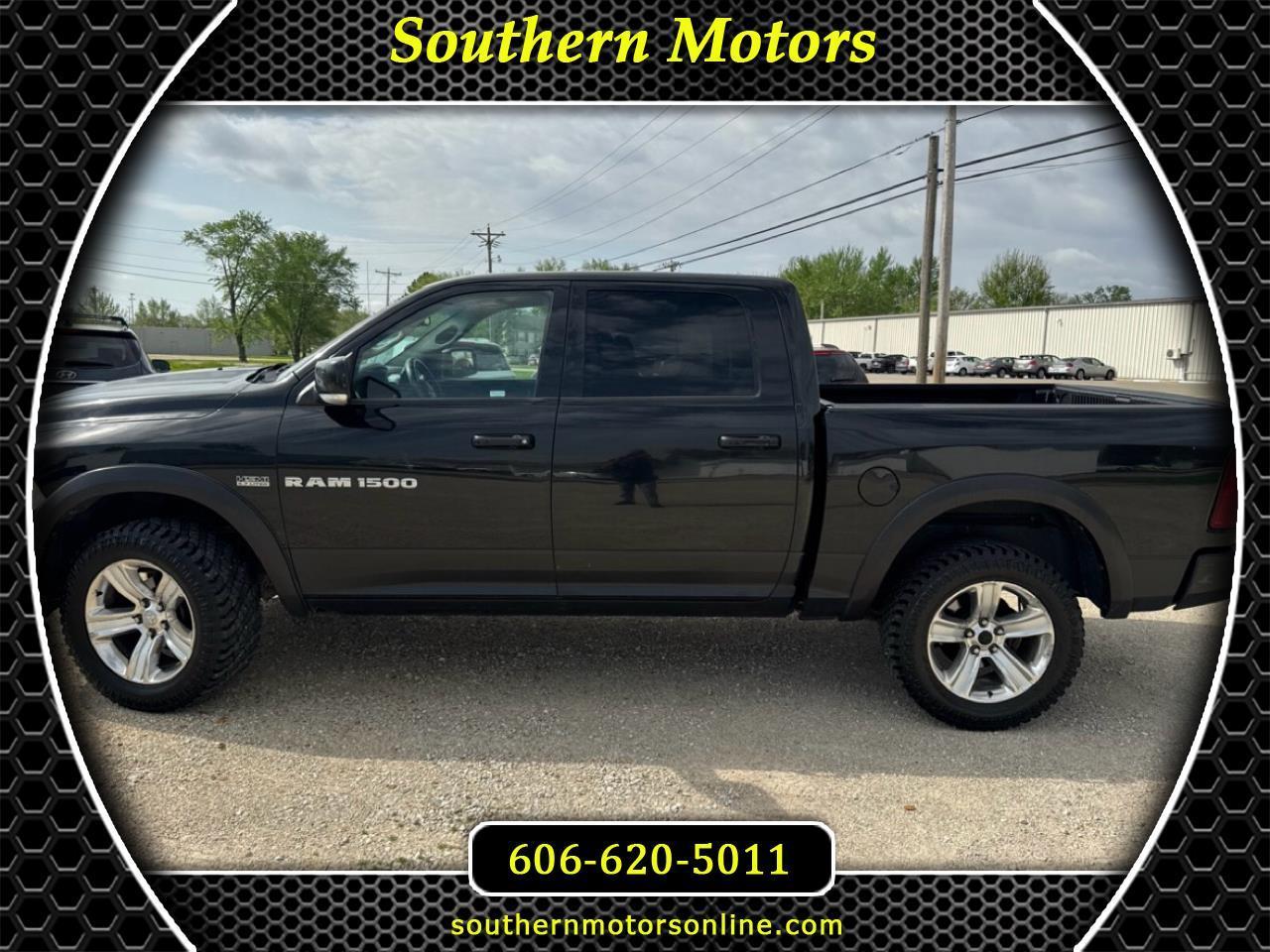 RAM 1500 4WD Crew Cab 140.5" Sport 2011