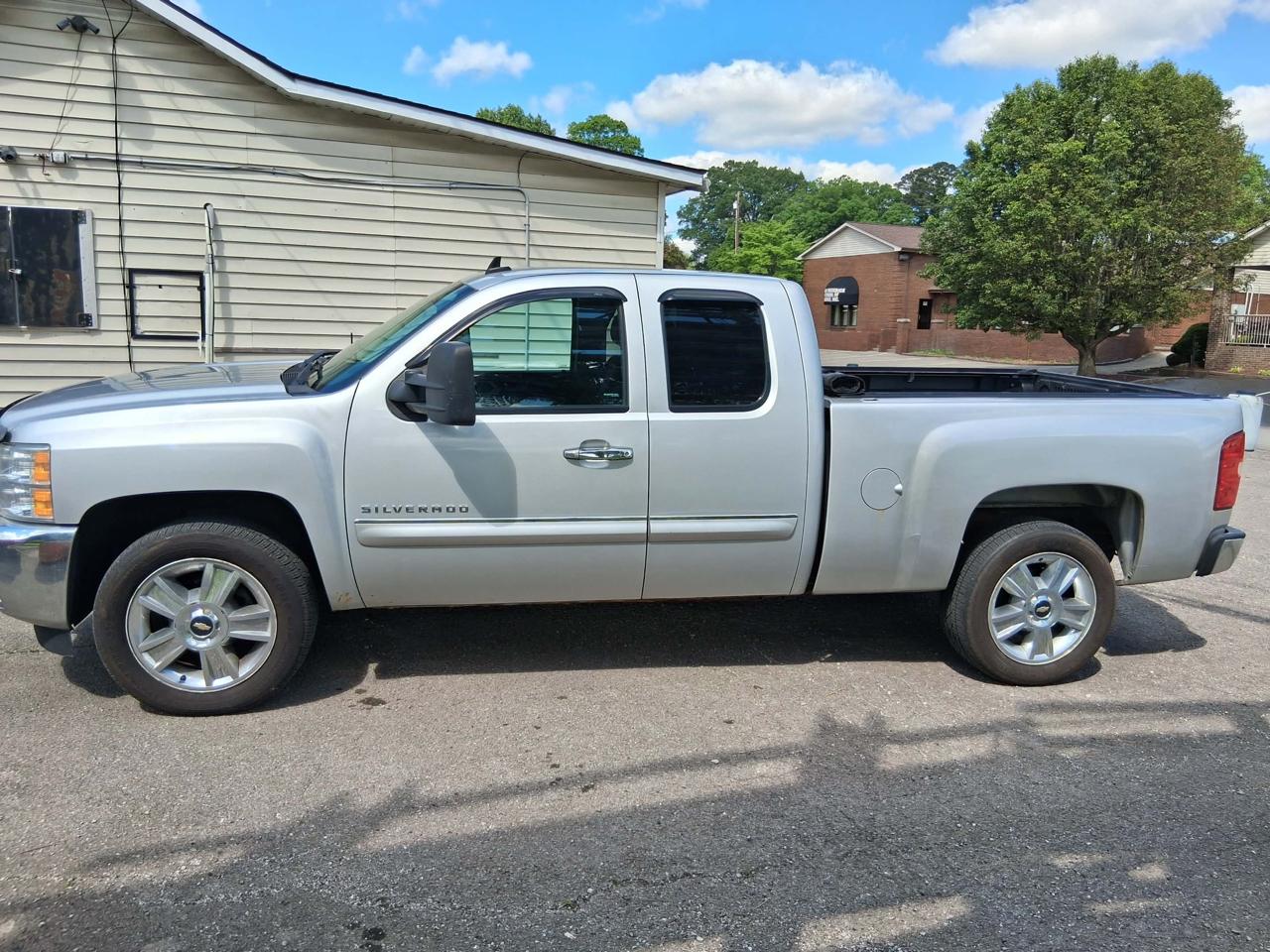 Chevrolet Silverado 1500 LT Ext. Cab Long Box 4WD 2013