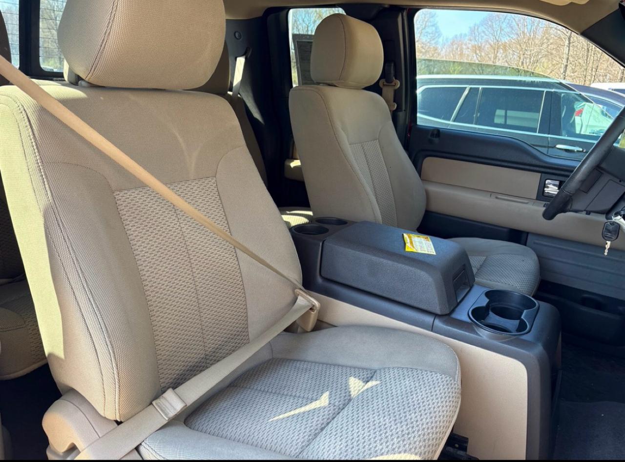 Ford F-150 XL SuperCab 6.5-ft. Bed 2WD 2012