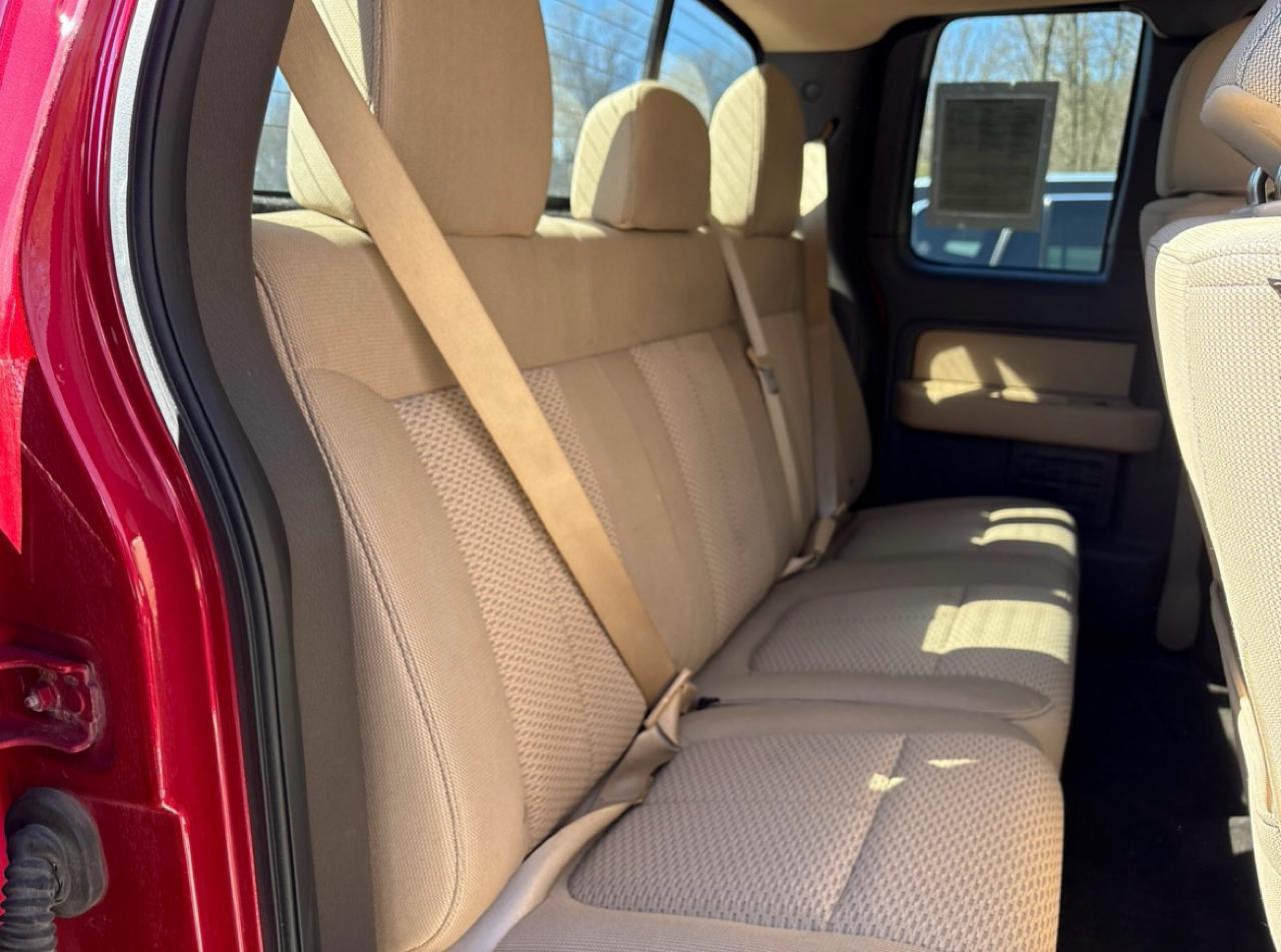 Ford F-150 XL SuperCab 6.5-ft. Bed 2WD 2012