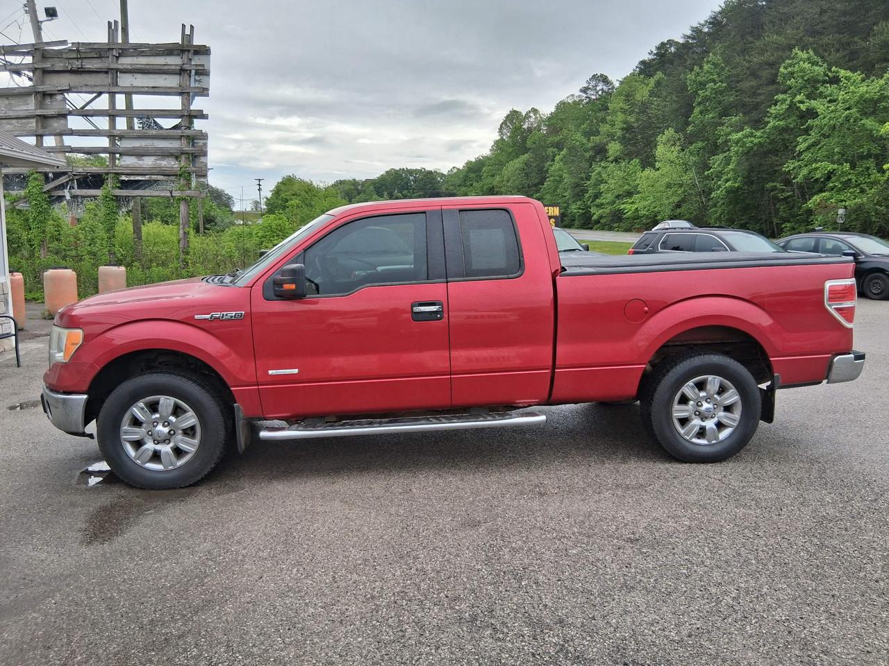 Ford F-150 XL SuperCab 6.5-ft. Bed 2WD 2012