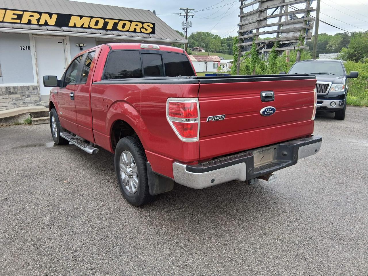 Ford F-150 XL SuperCab 6.5-ft. Bed 2WD 2012