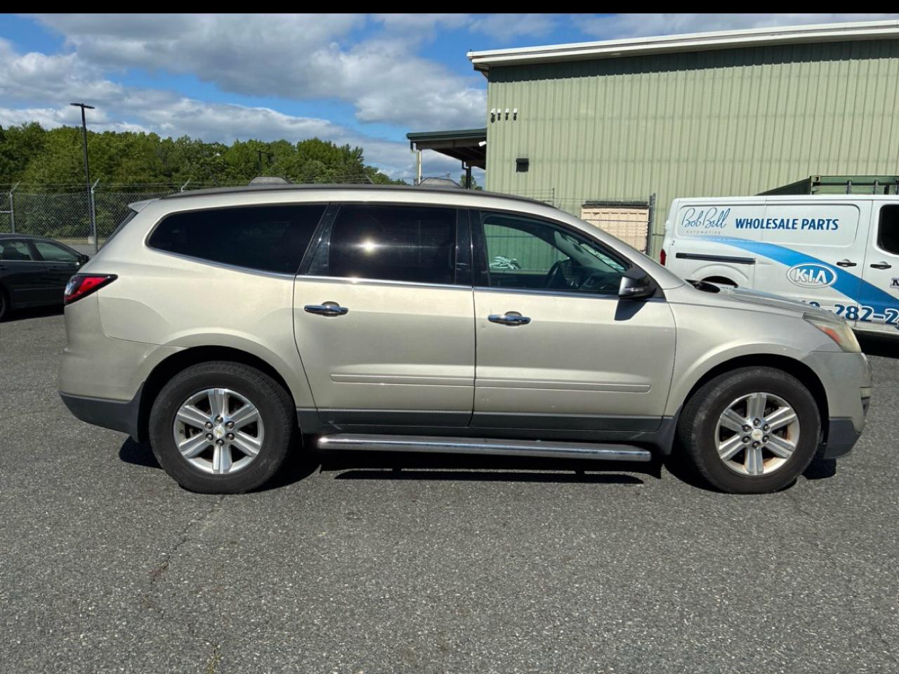 Chevrolet Traverse 2LT AWD 2013