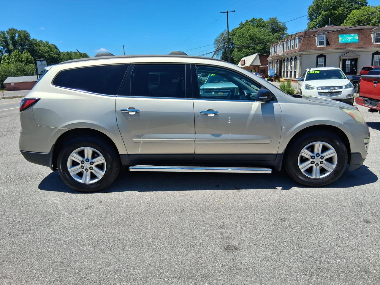 Chevrolet Traverse 2LT AWD 2013