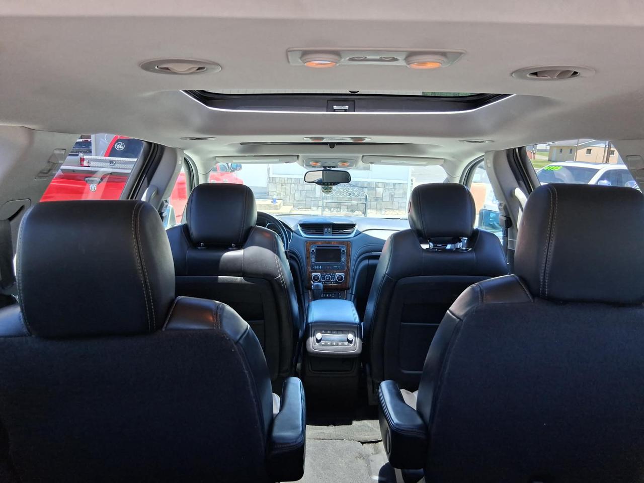 Chevrolet Traverse 2LT AWD 2013