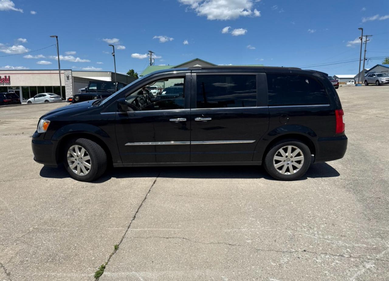 Chrysler Town & Country Touring 2016