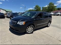 2016 Chrysler Town & Country 