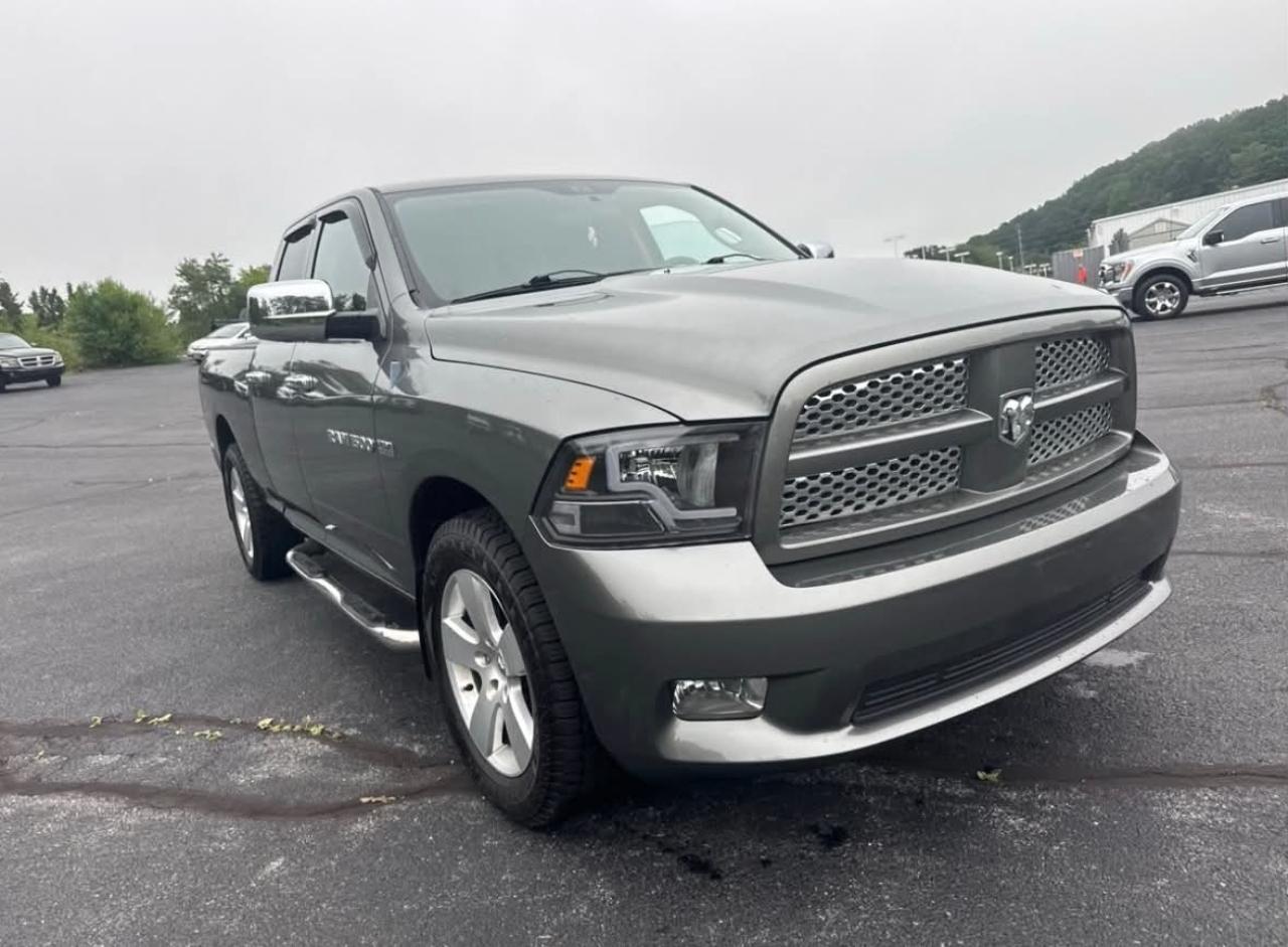 RAM 1500 ST Quad Cab 4WD 2012