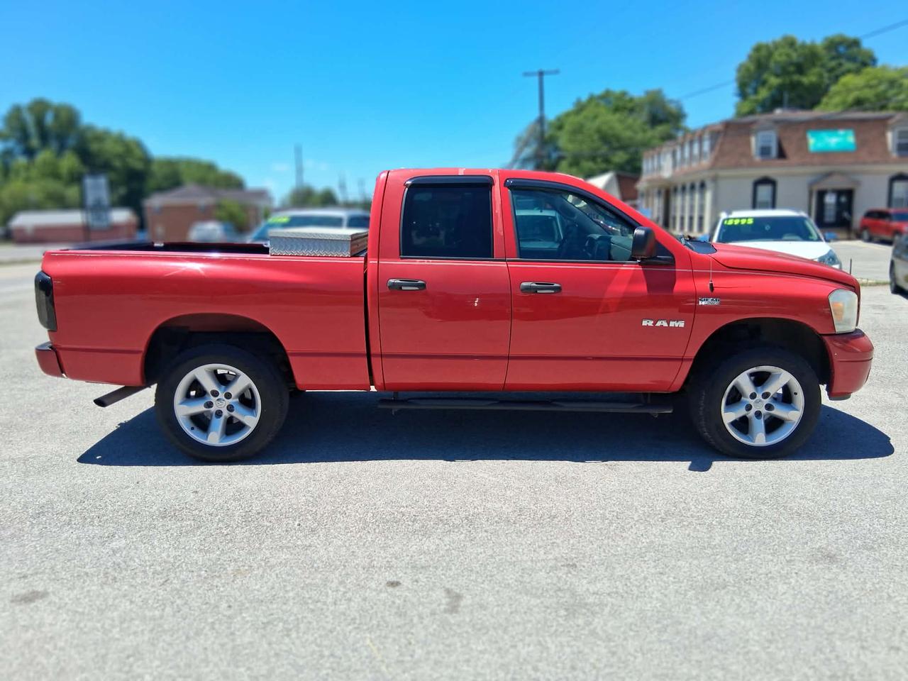 Dodge Ram 1500 SXT Quad Cab Long Bed 4WD 2008