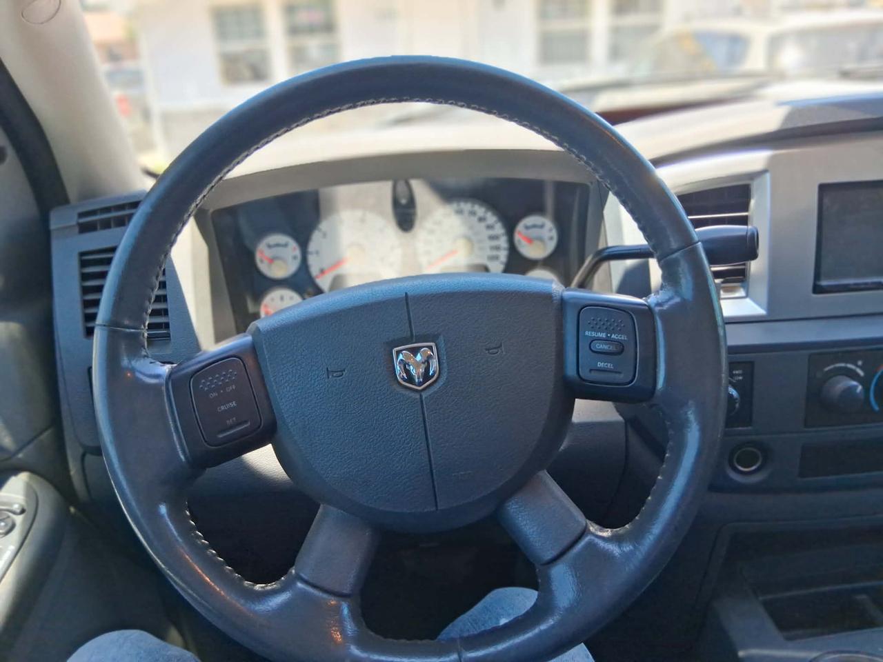 Dodge Ram 1500 SXT Quad Cab Long Bed 4WD 2008