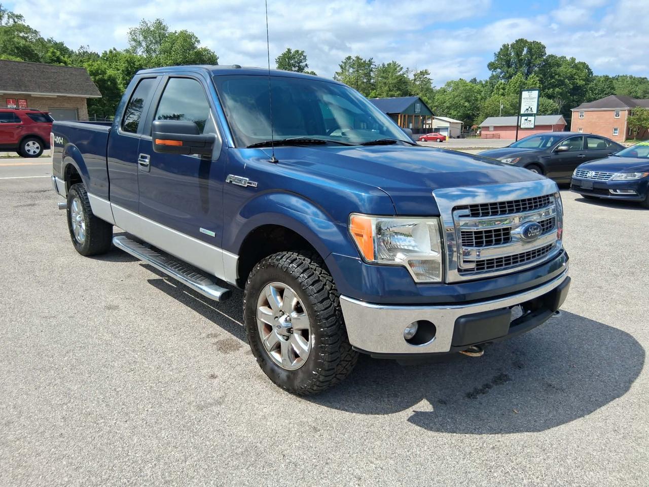 Ford F-150 XLT SuperCab 8-ft. Bed 4WD 2013