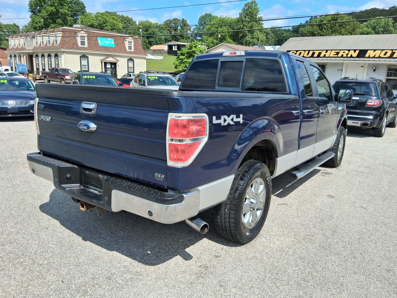 Ford F-150 XLT SuperCab 8-ft. Bed 4WD 2013