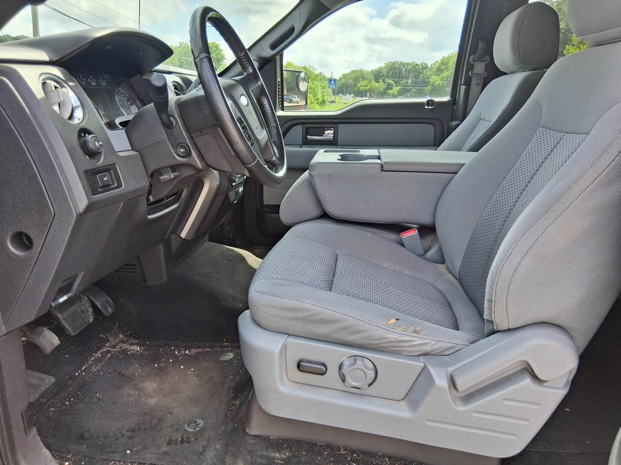 Ford F-150 XLT SuperCab 8-ft. Bed 4WD 2013