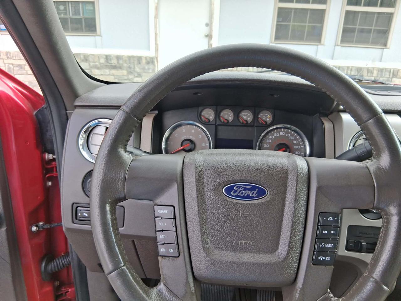 Ford F-150 XLT SuperCrew 5.5-ft. Bed 4WD 2010