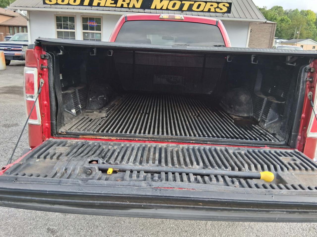 Ford F-150 XLT SuperCrew 5.5-ft. Bed 4WD 2010