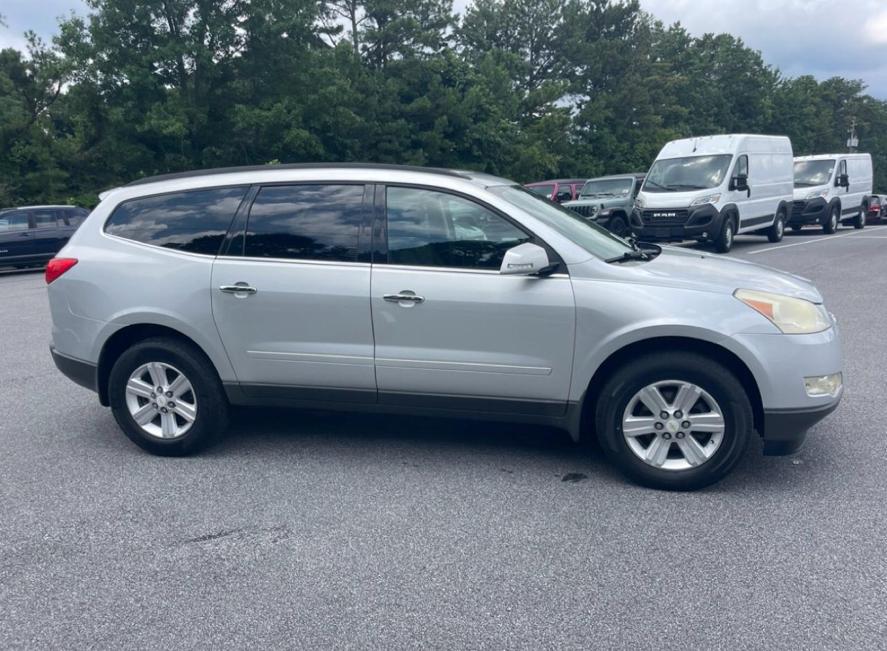 Chevrolet Traverse LT FWD 2012