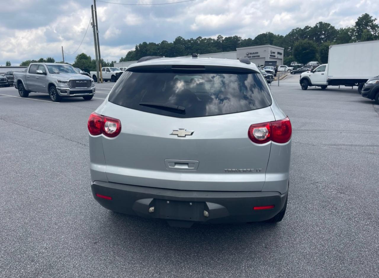 Chevrolet Traverse LT FWD 2012