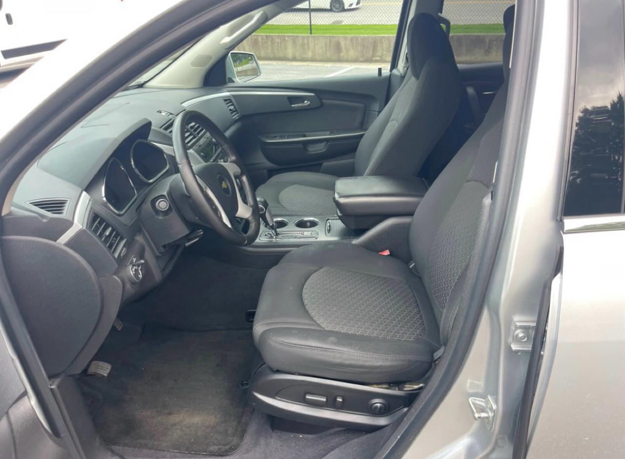 Chevrolet Traverse LT FWD 2012
