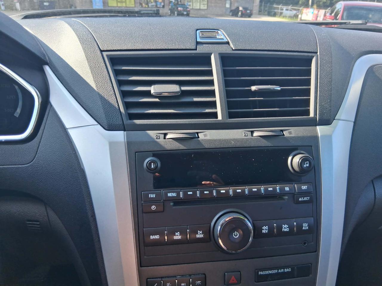 Chevrolet Traverse LT FWD 2012