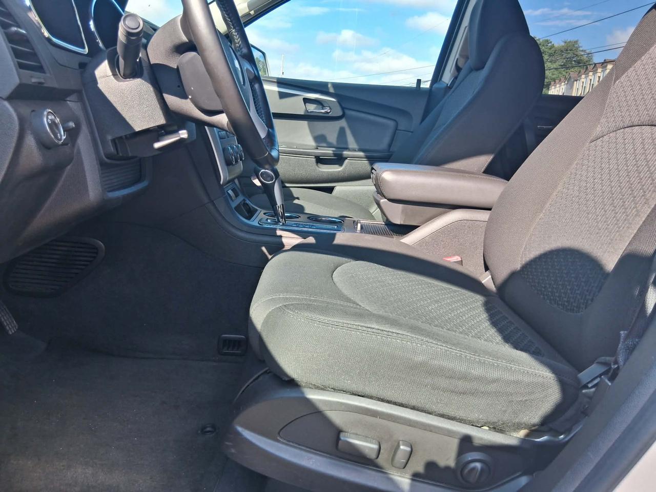 Chevrolet Traverse LT FWD 2012