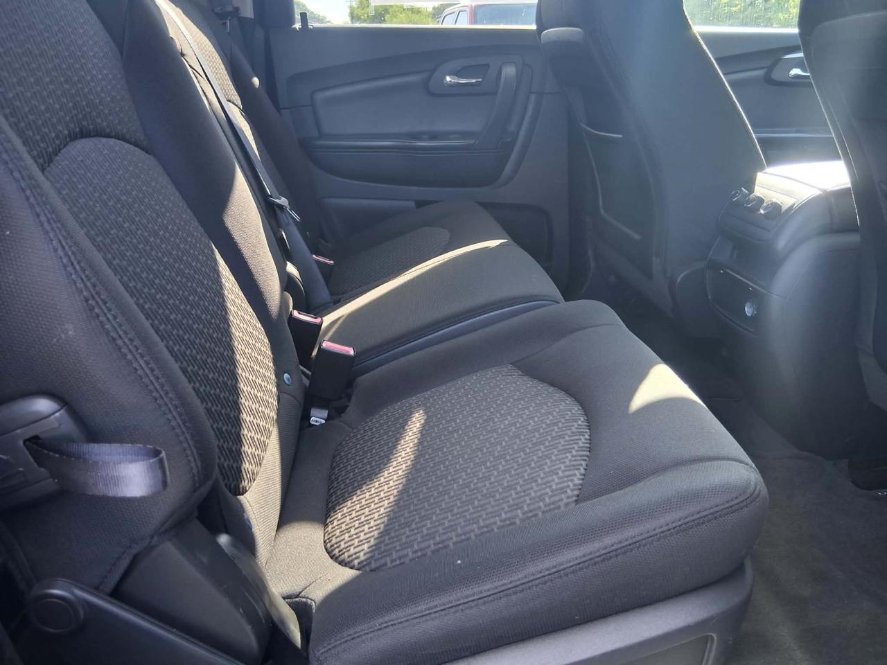 Chevrolet Traverse LT FWD 2012