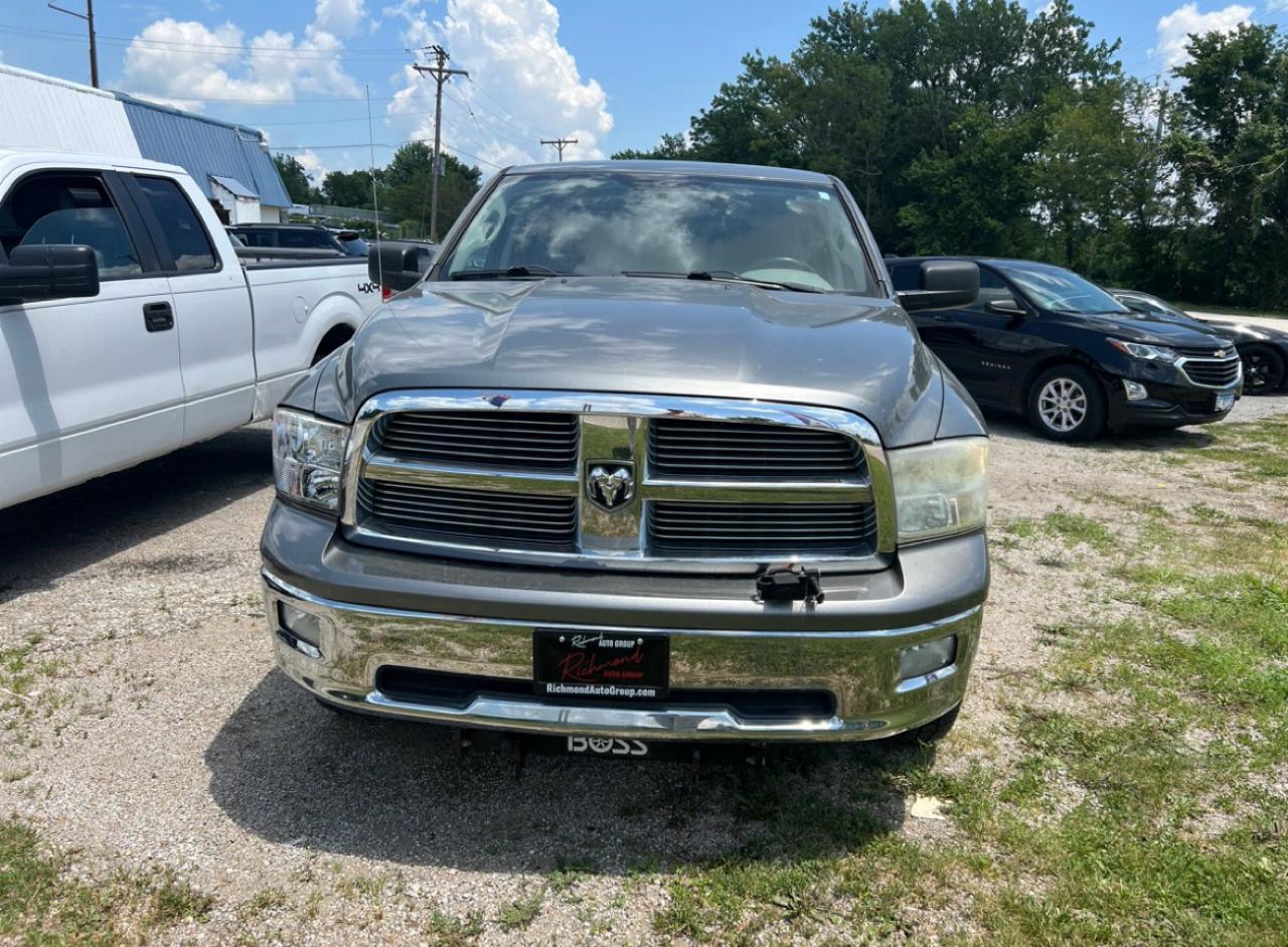 RAM 1500 SLT Quad Cab 4WD 2012