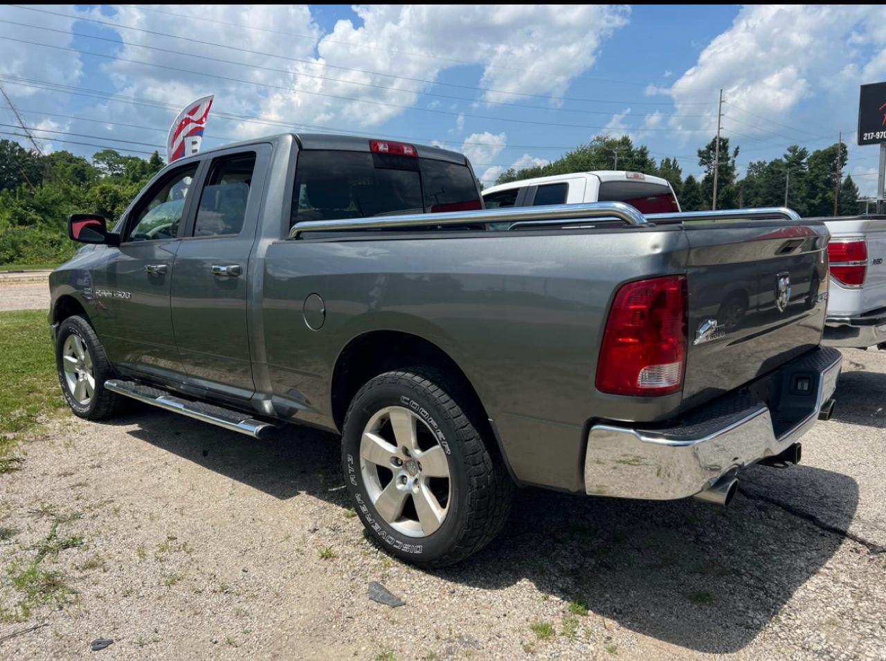 RAM 1500 SLT Quad Cab 4WD 2012