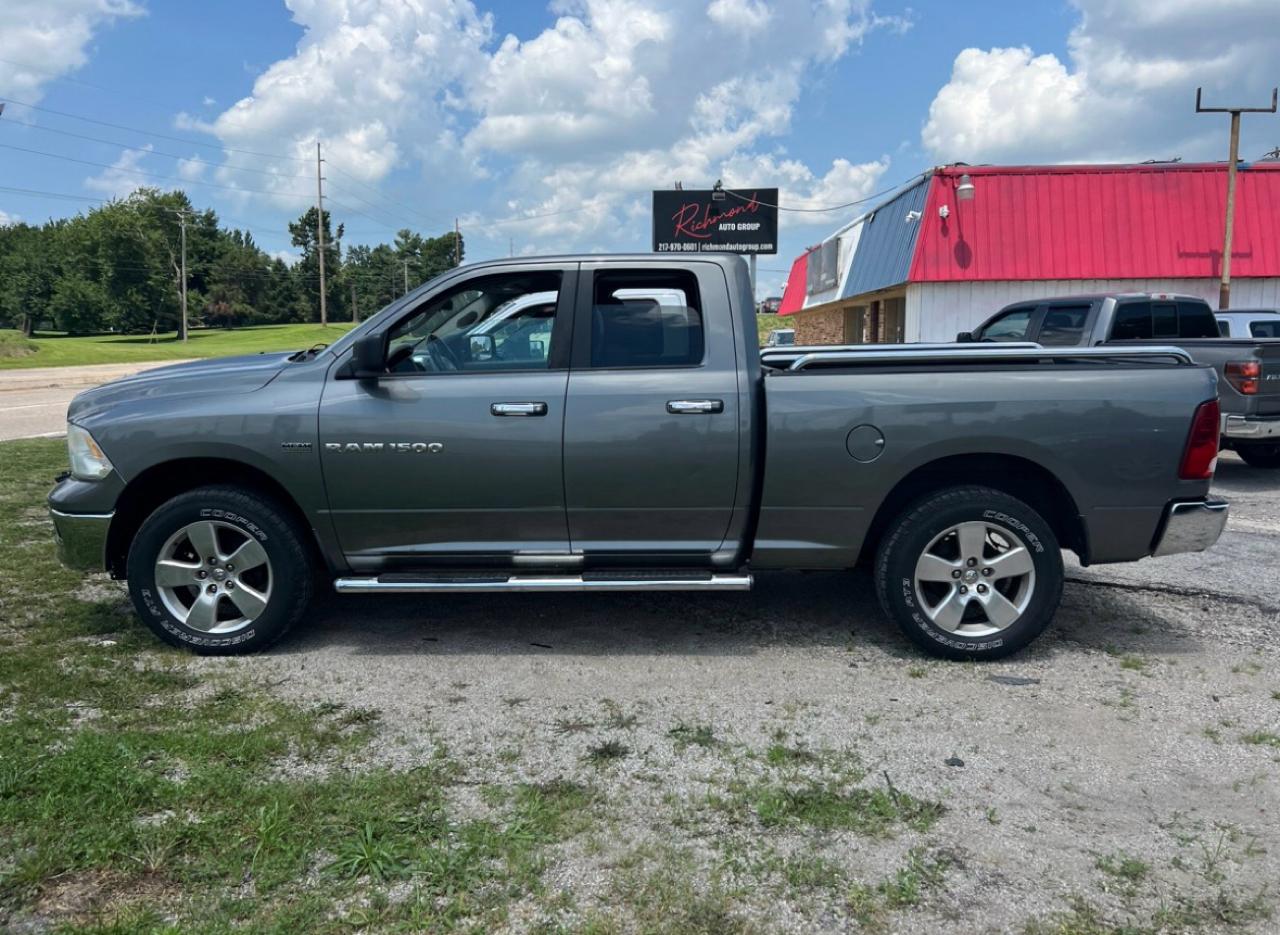 RAM 1500 SLT Quad Cab 4WD 2012